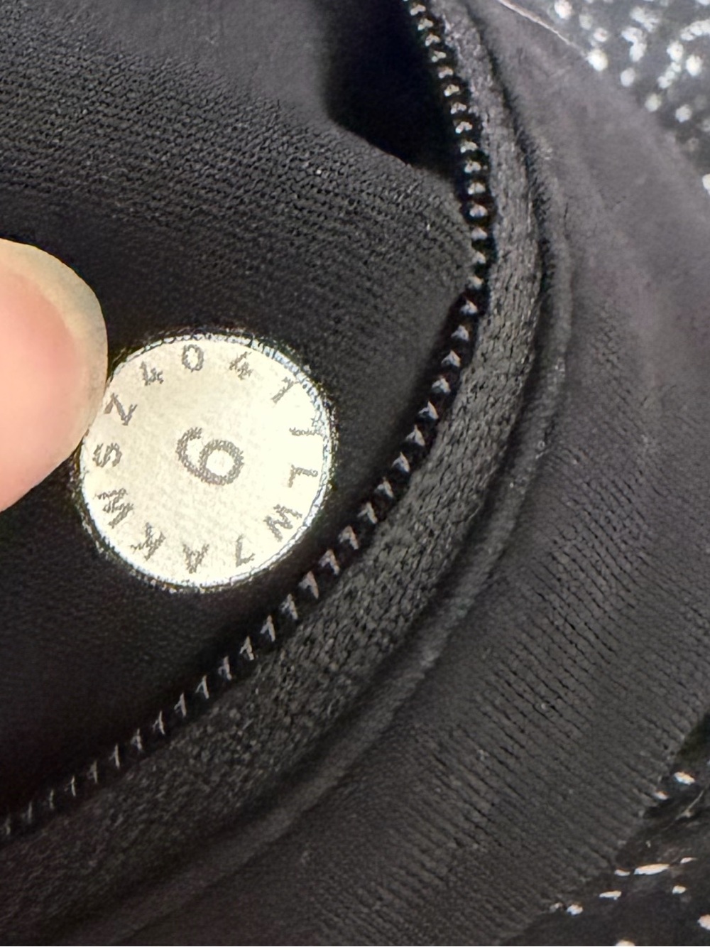 Lululemon Speed Up Shorts 4” - Picture 3 of 4